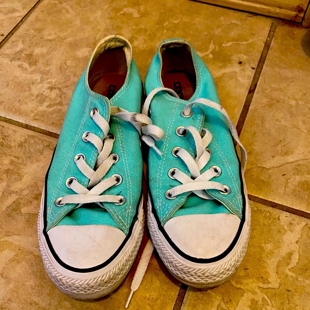 Converse, size 6, turquoise